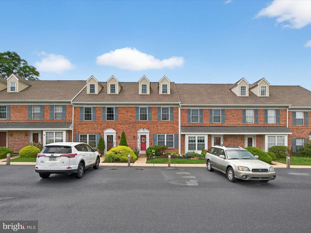 Photo of 122 Delancy Place, LANCASTER, PA 17601 (MLS # PALA2072510)