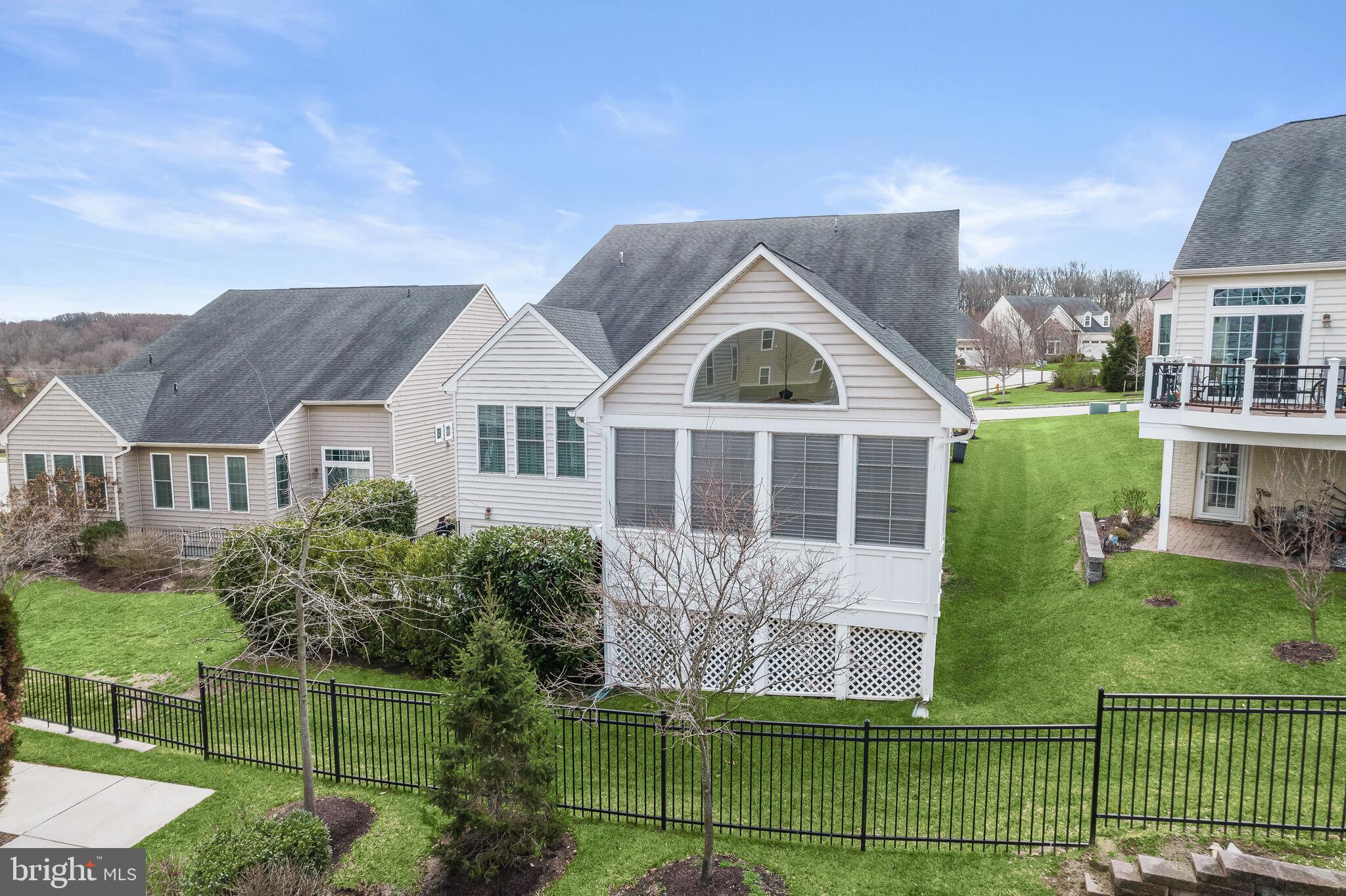 WAVERLY WOODS WEST - Residential