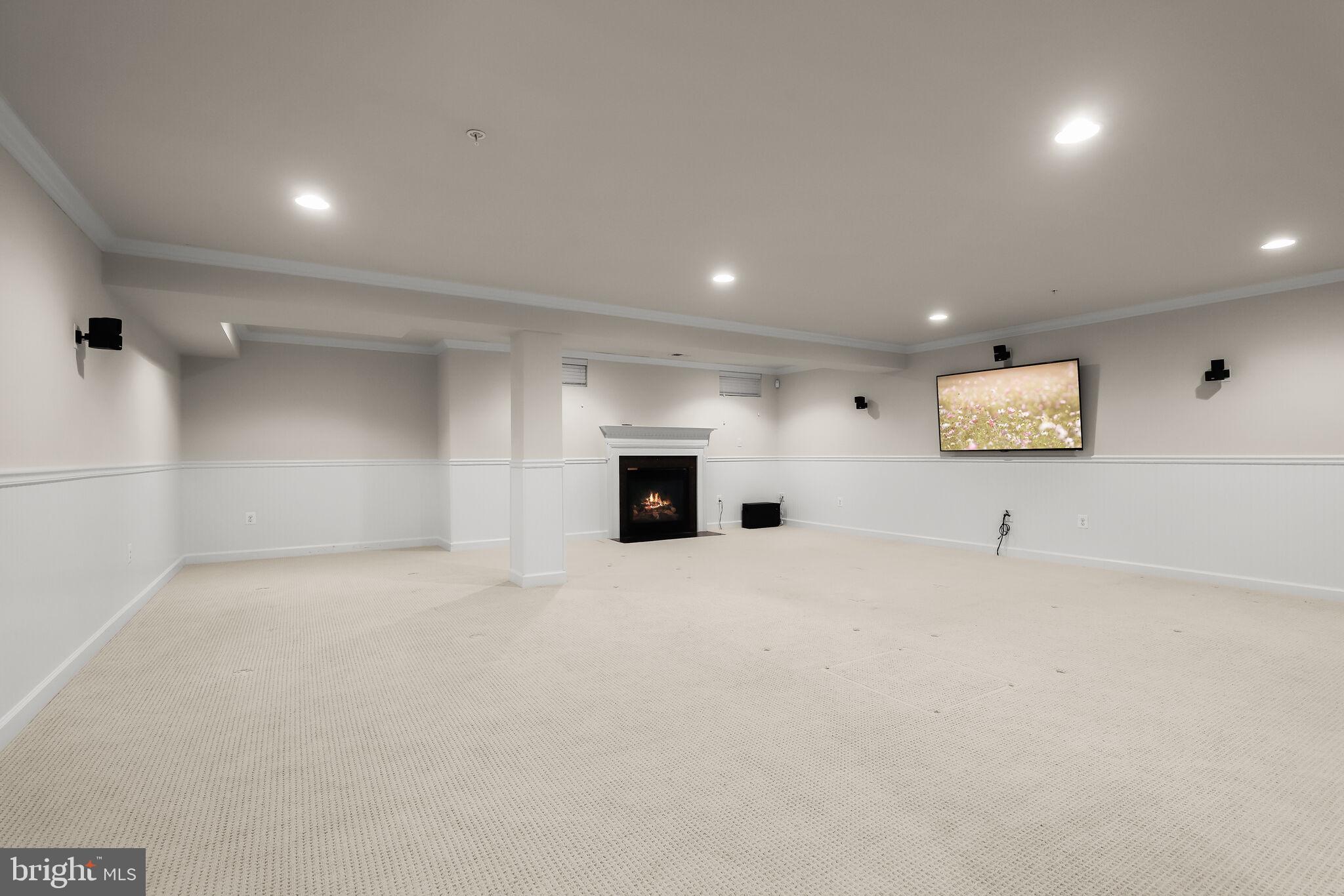 WAVERLY WOODS WEST - Residential