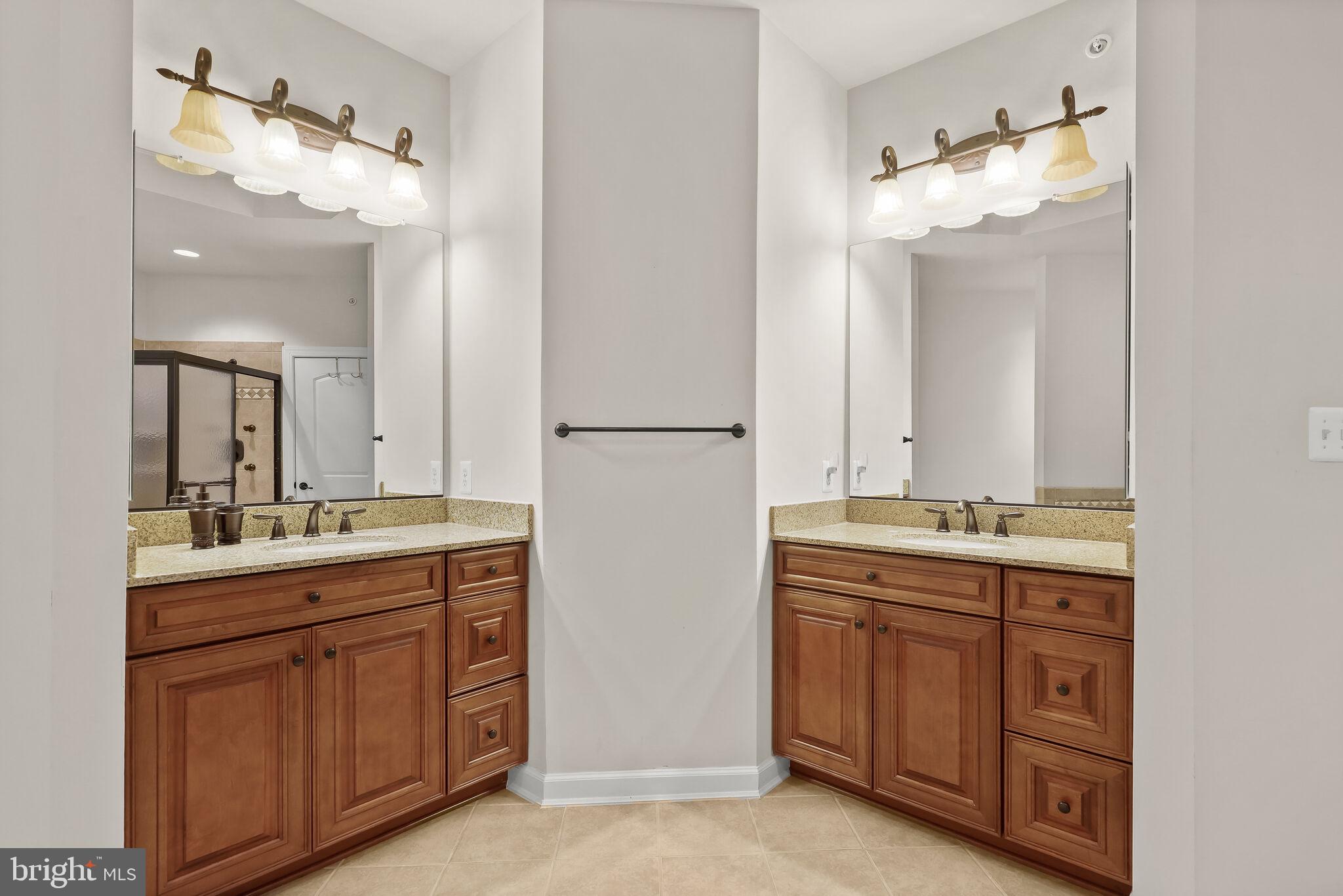 WAVERLY WOODS WEST - Residential