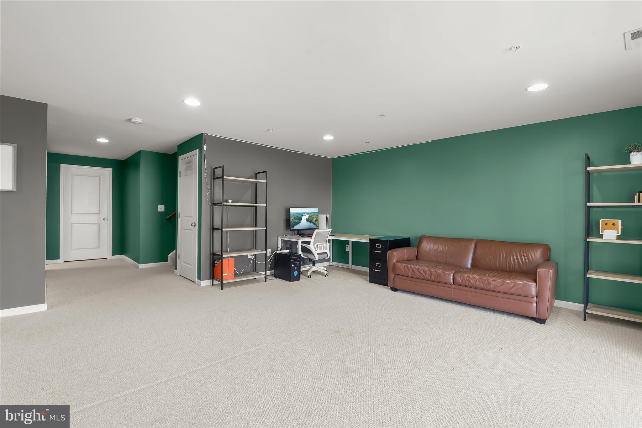 ORCHARD AT NEW MARKET - Residential