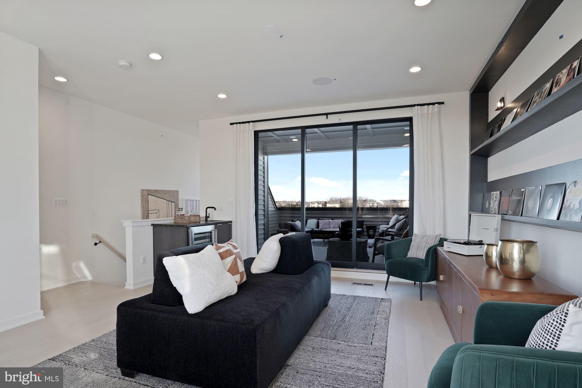 METRO WALK AT MOOREFIELD STATION - Residential