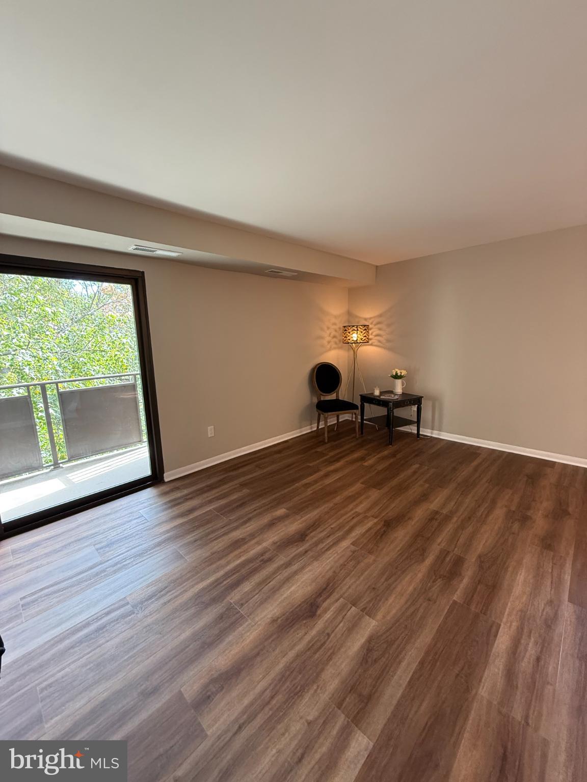 WOODLAKE TOWERS - Residential