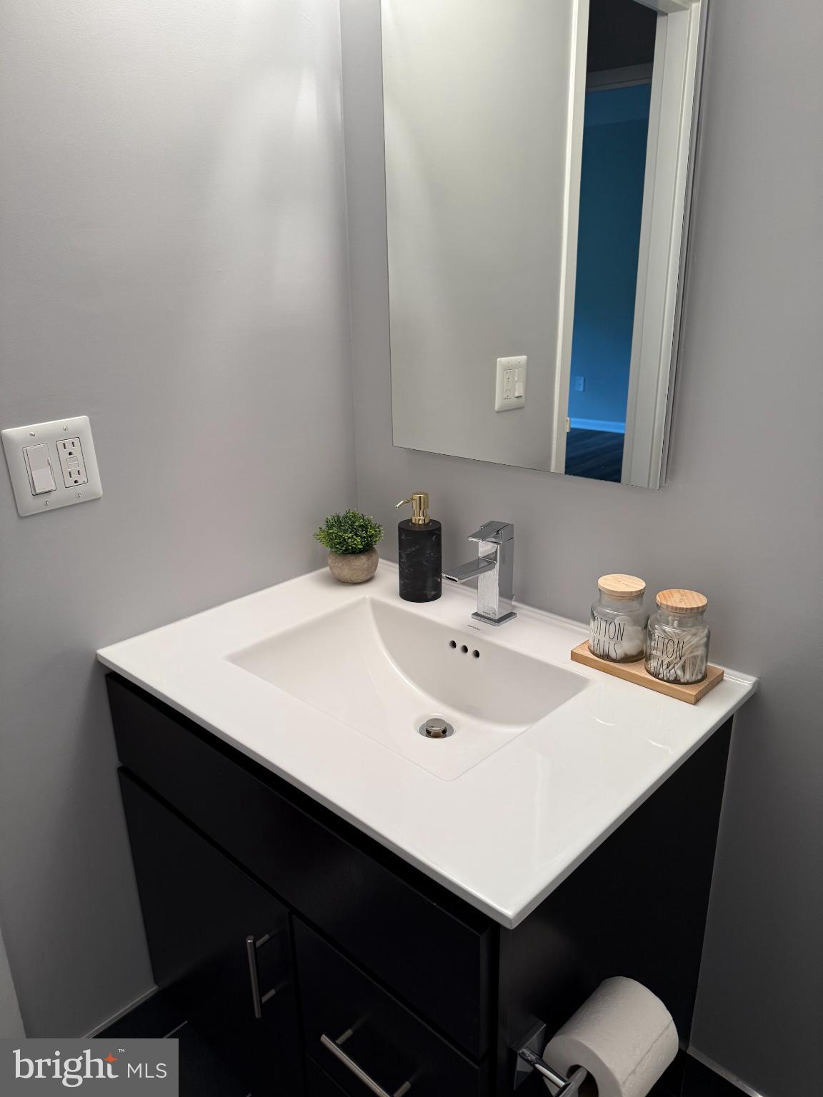 WOODLAKE TOWERS - Residential