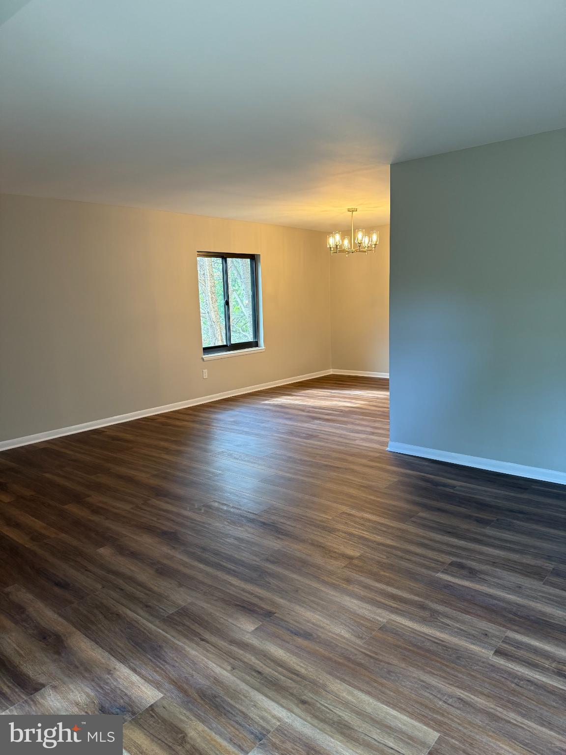 WOODLAKE TOWERS - Residential