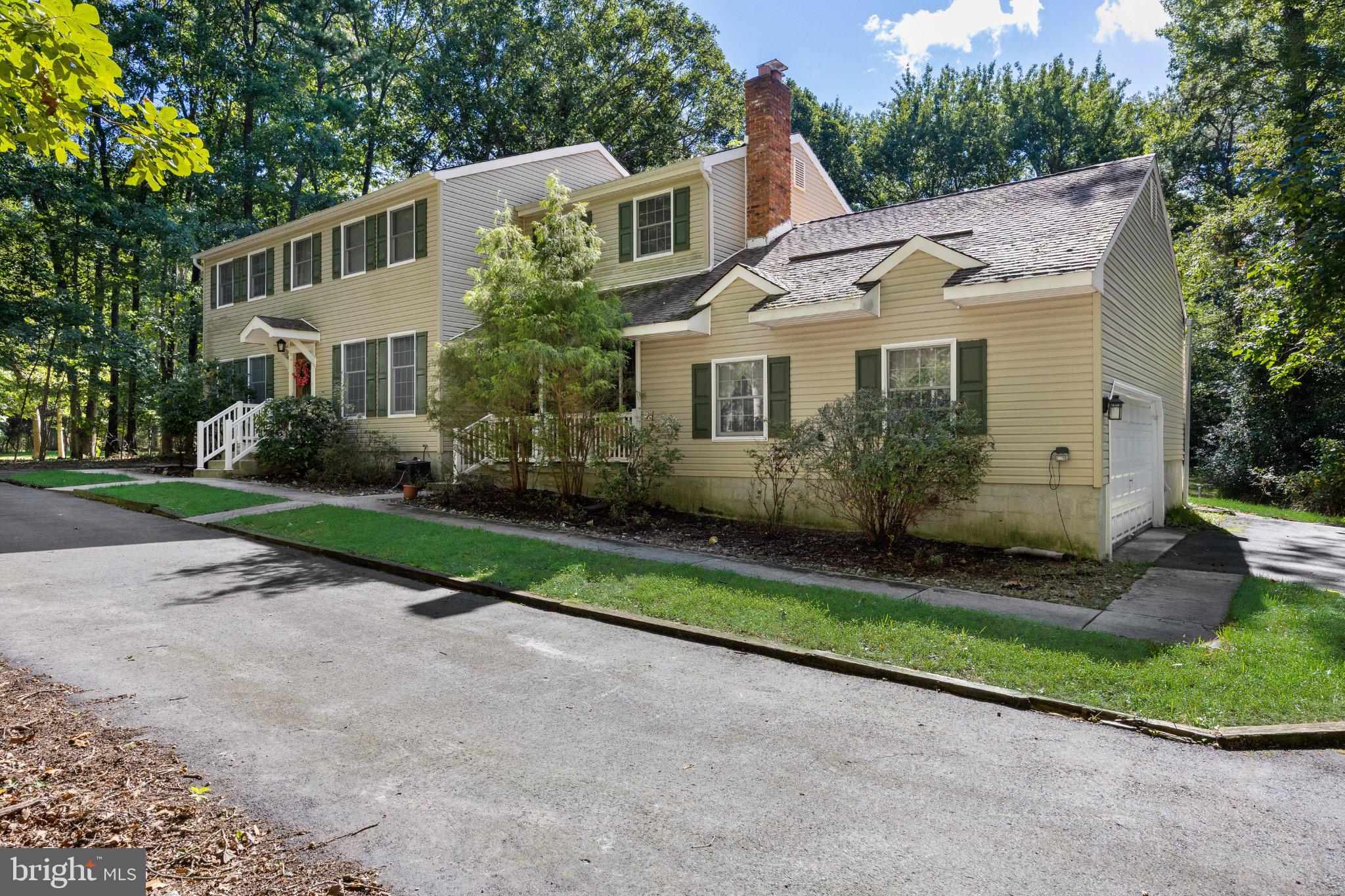 107 SHADOW LAKE DRIVE