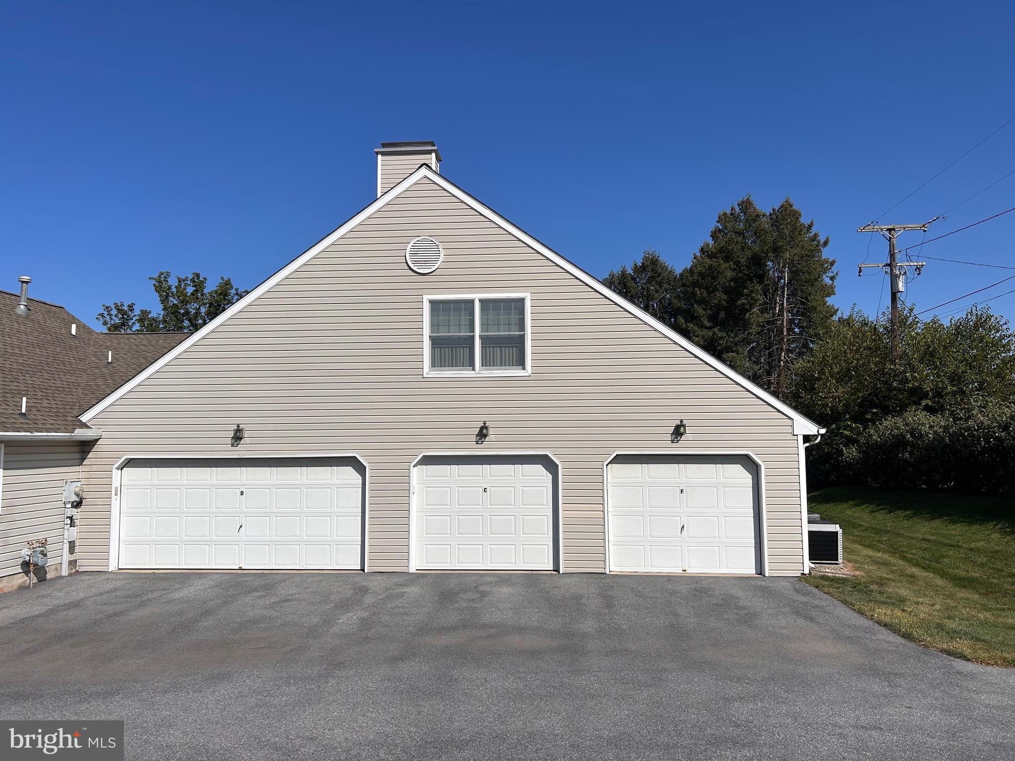 HERITAGE PLACE - Residential