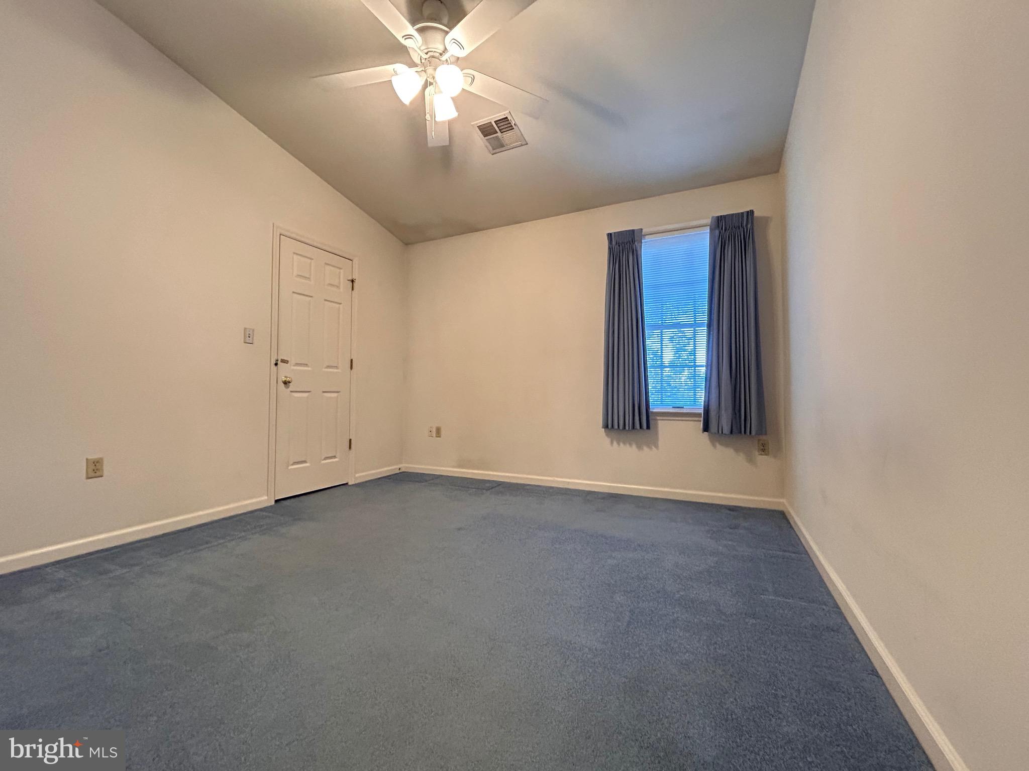 HERITAGE PLACE - Residential