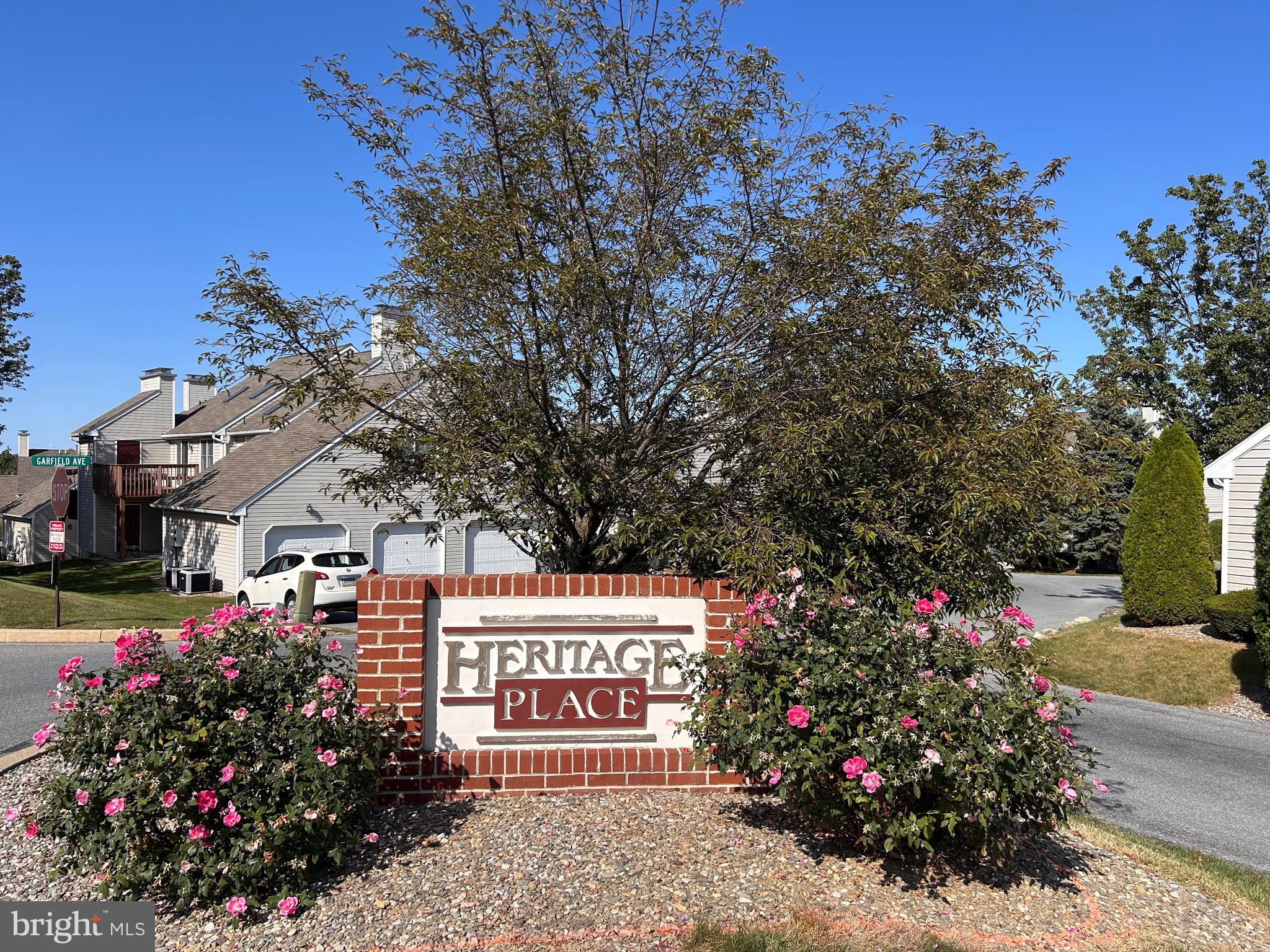 HERITAGE PLACE - Residential