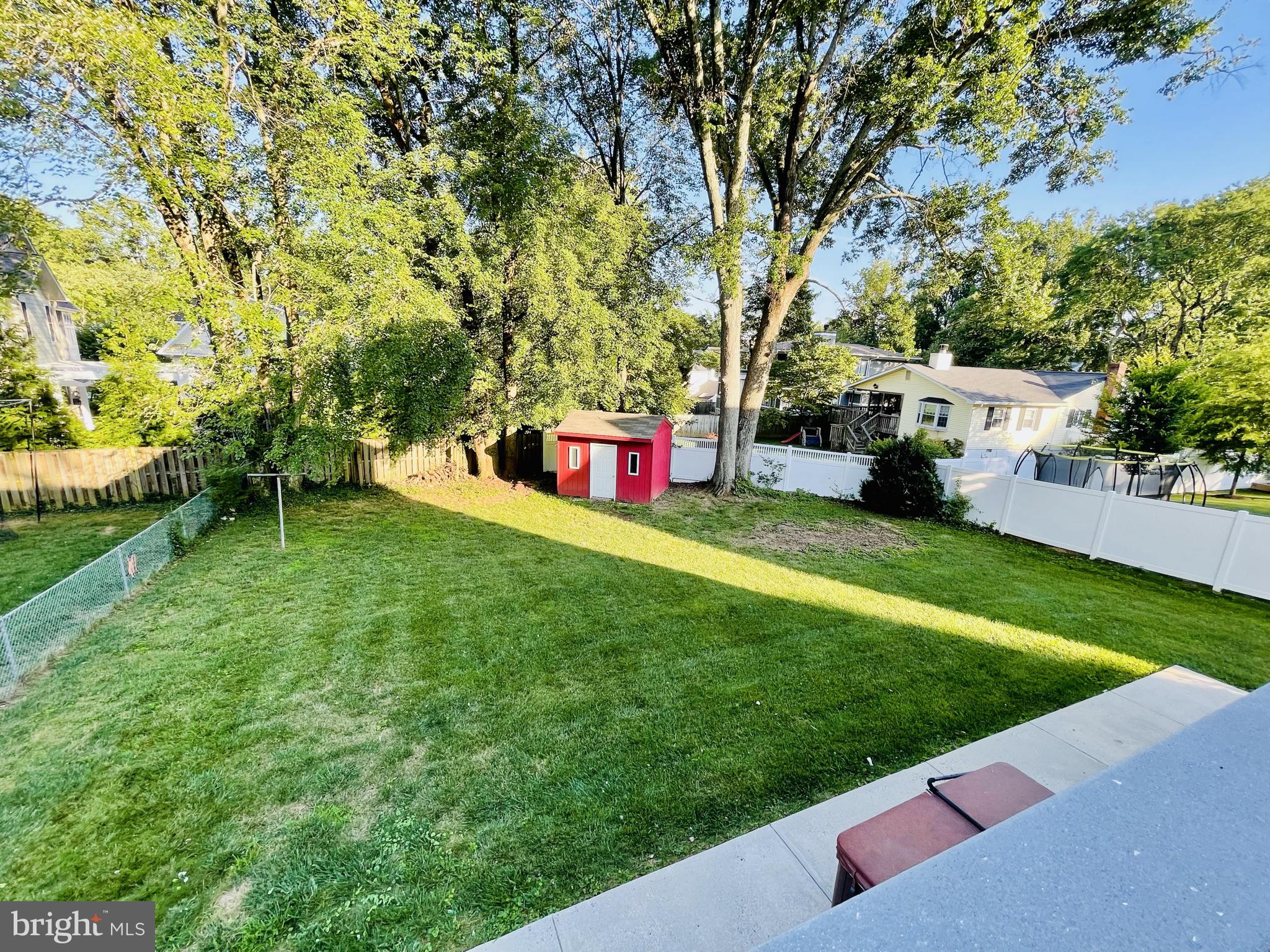 VIENNA WOODS - Residential