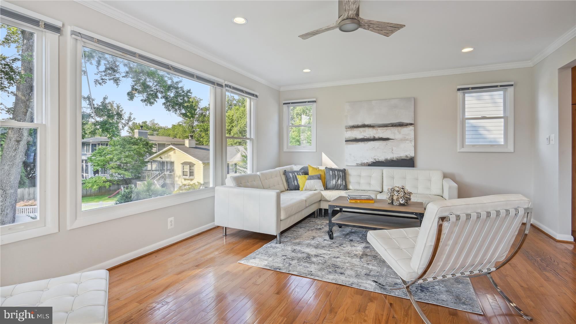 VIENNA WOODS - Residential