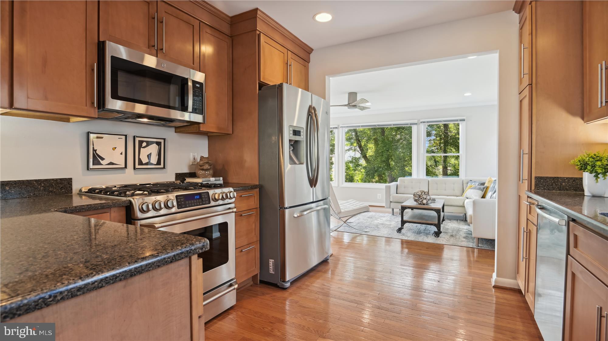 VIENNA WOODS - Residential