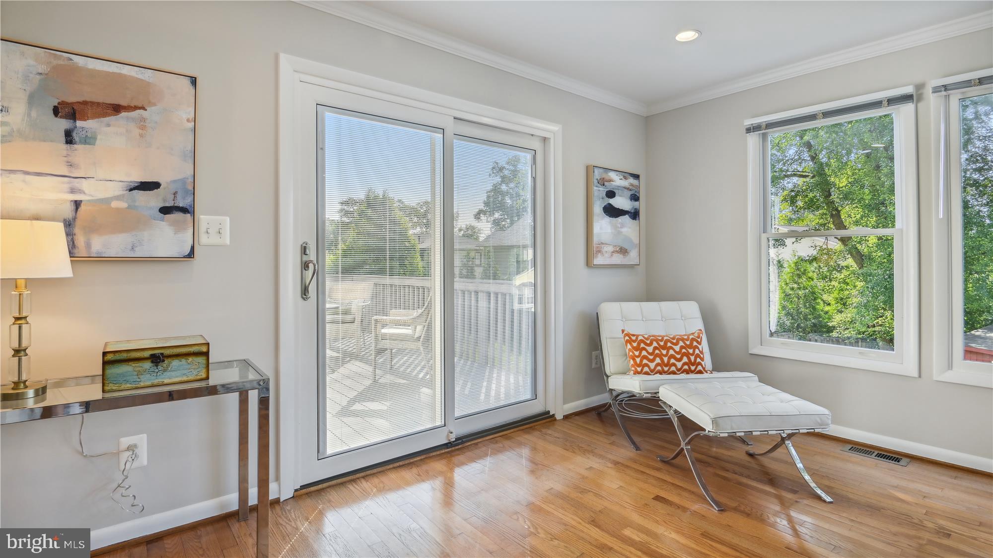 VIENNA WOODS - Residential