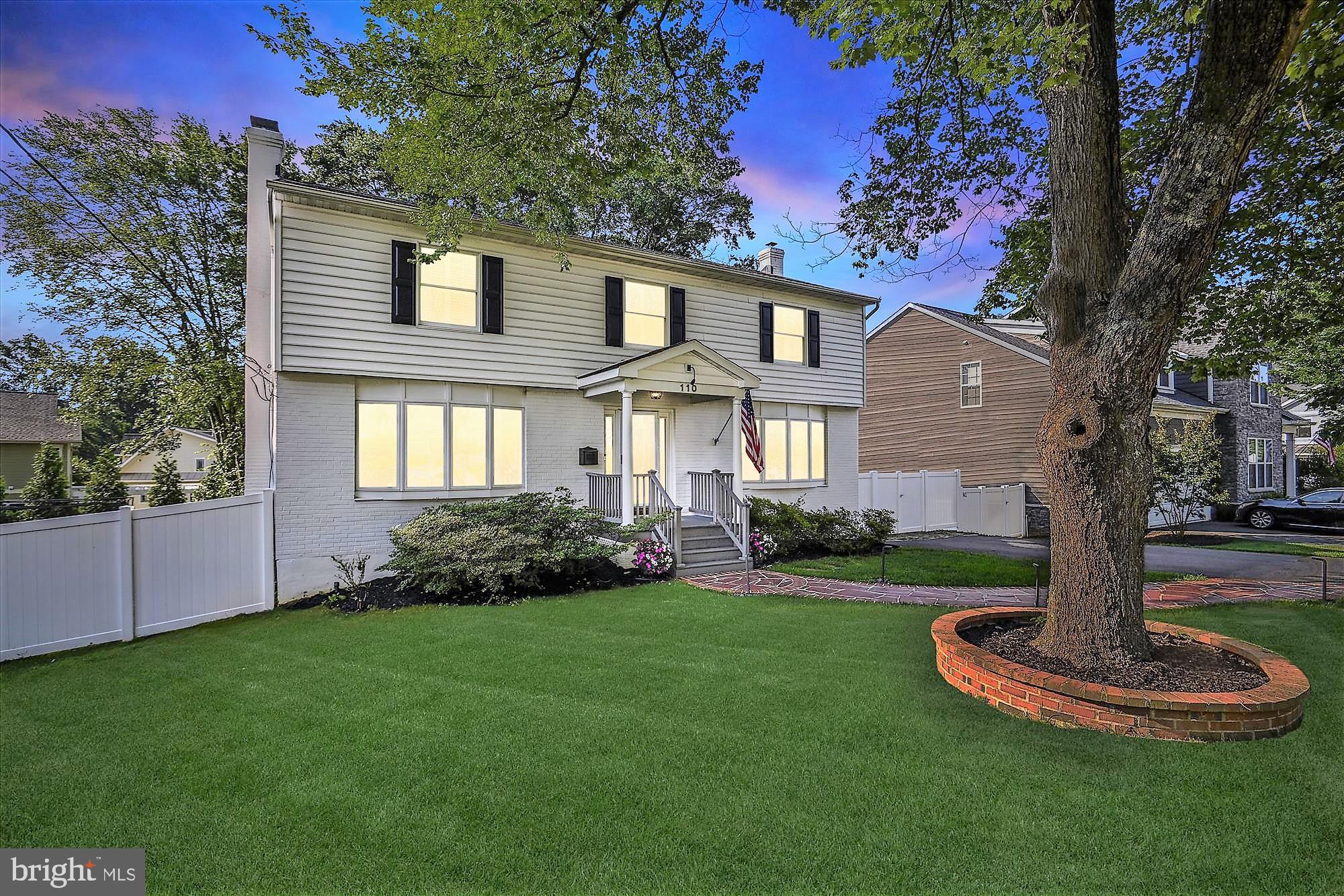 VIENNA WOODS - Residential