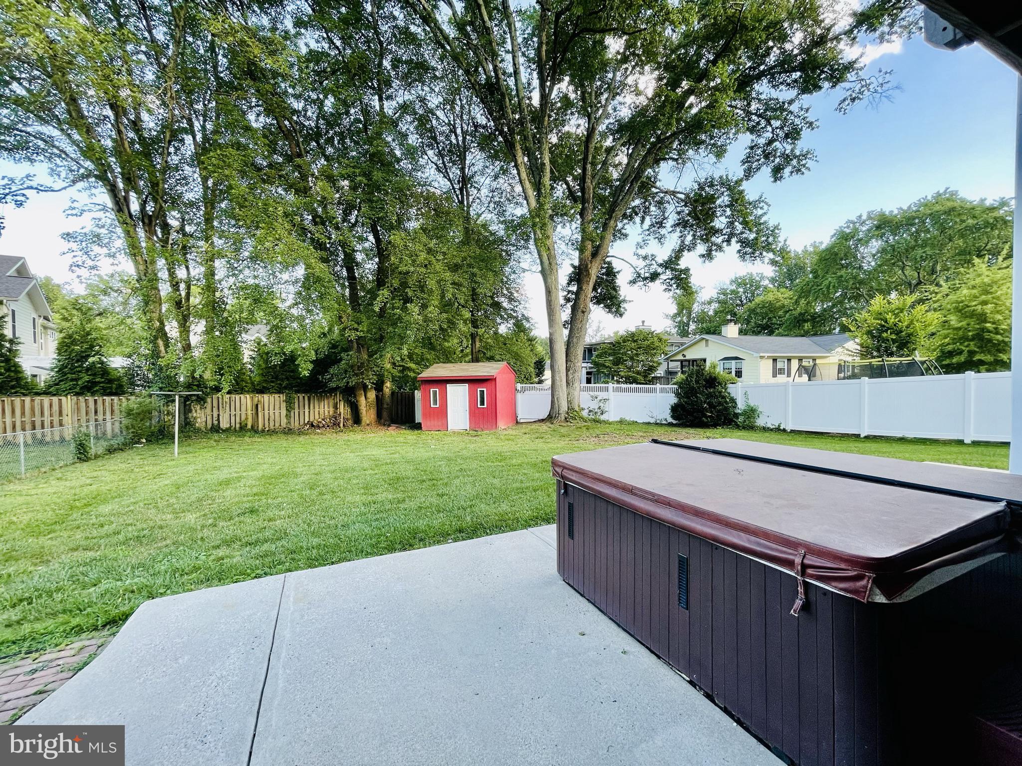 VIENNA WOODS - Residential