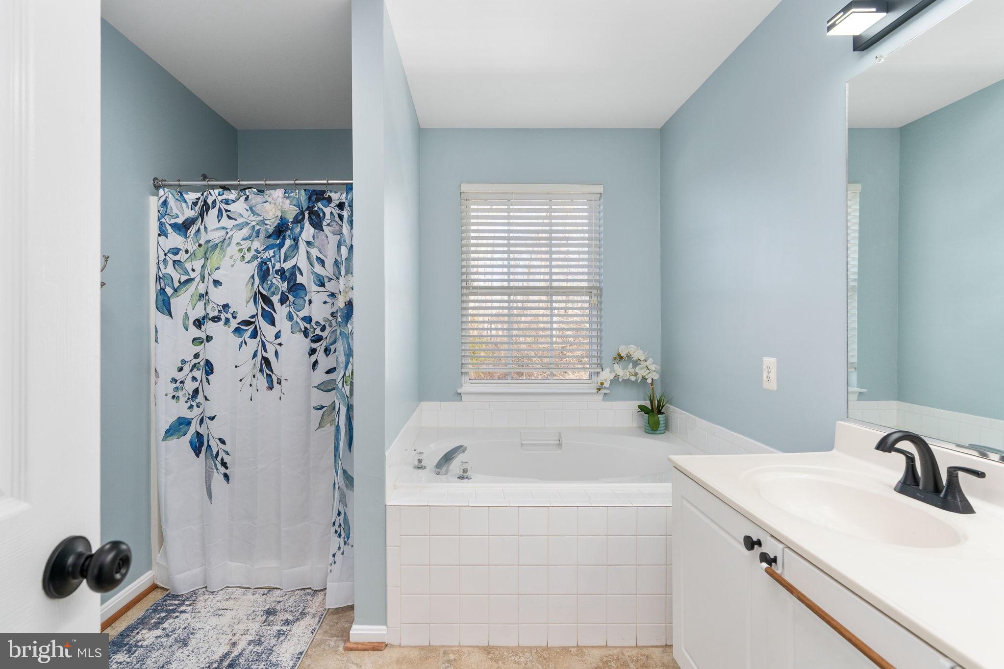 PELHAM'S CROSSING - Residential