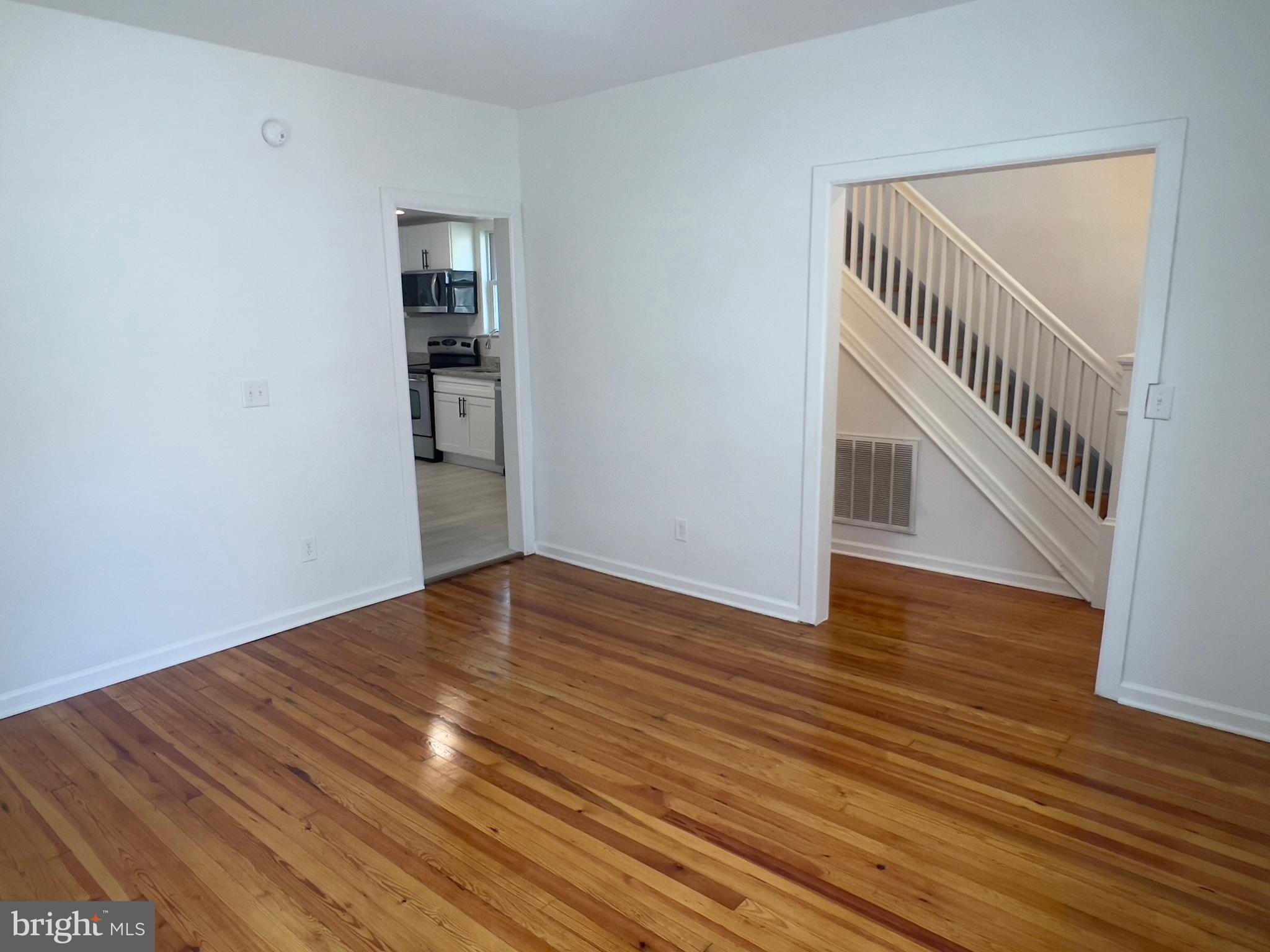 422 WILLIS STREET