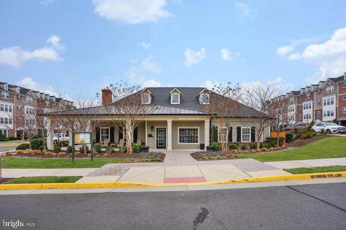 EAST GATE ONE - Residential Lease