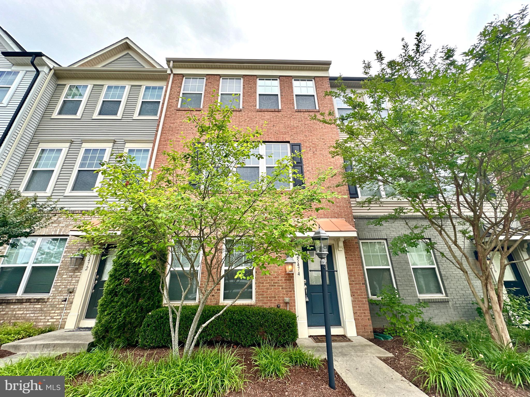 EAST GATE ONE - Residential Lease