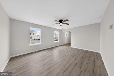 Tiny photo for 151 N Katrin Circle, NEW CASTLE, DE 19720 (MLS # DENC2097988)