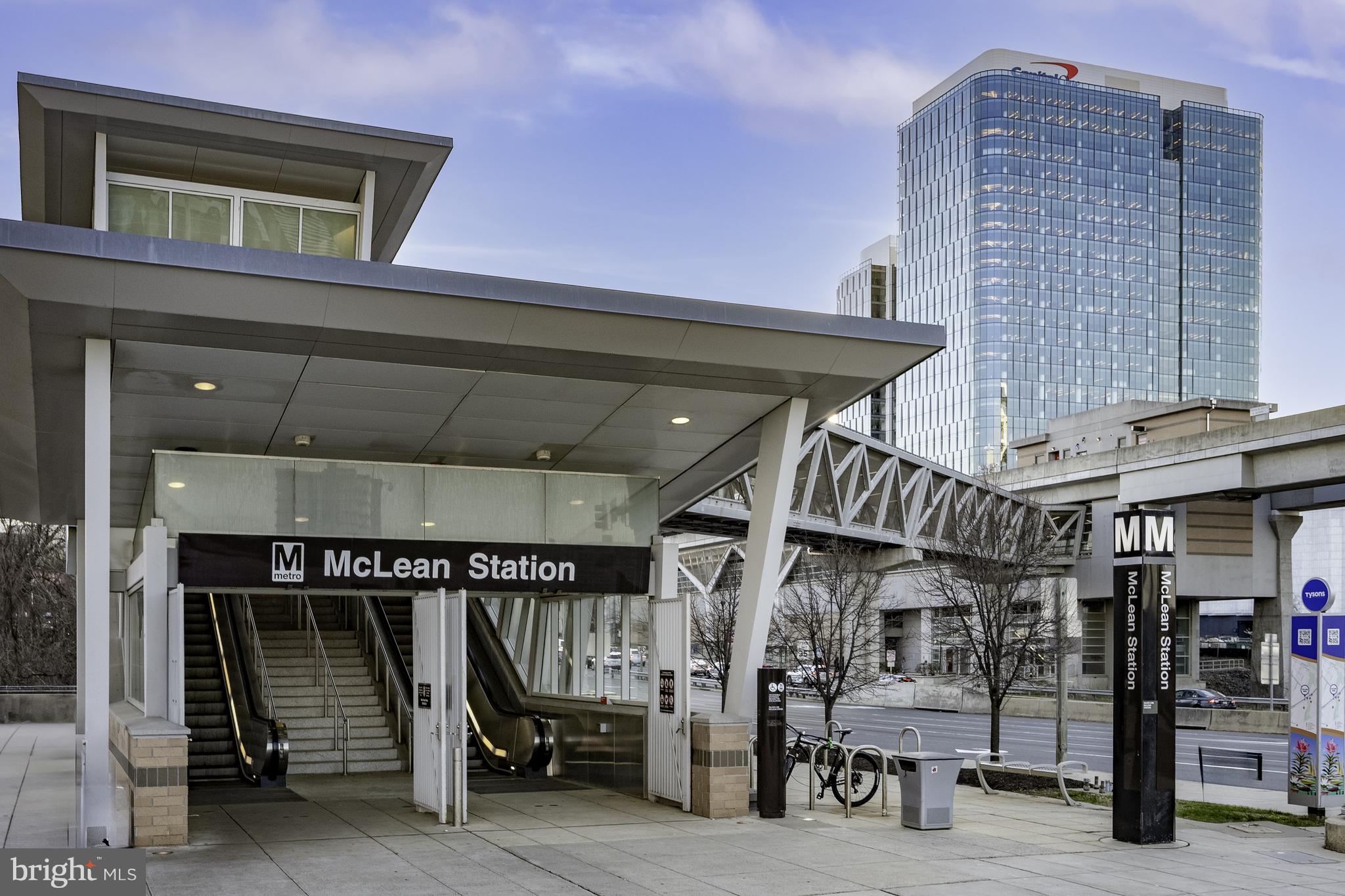 ENCORE OF MCLEAN - Residential