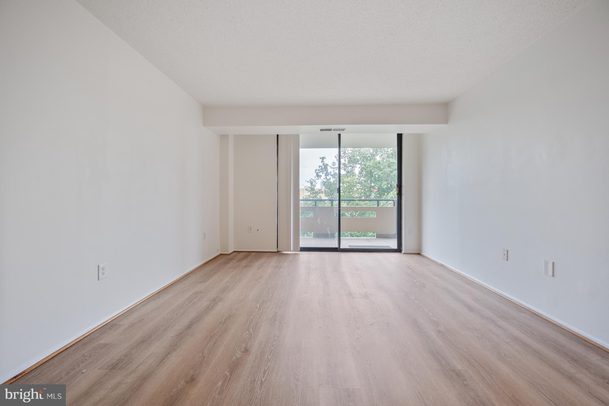 1808 OLD MEADOW ROAD 1115