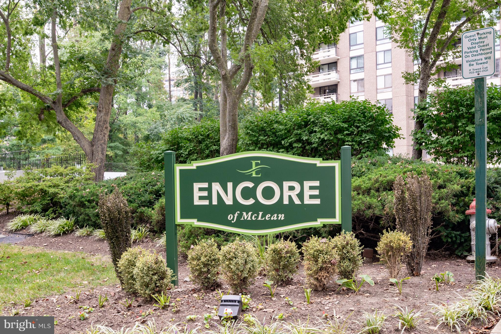 ENCORE OF MCLEAN - Residential