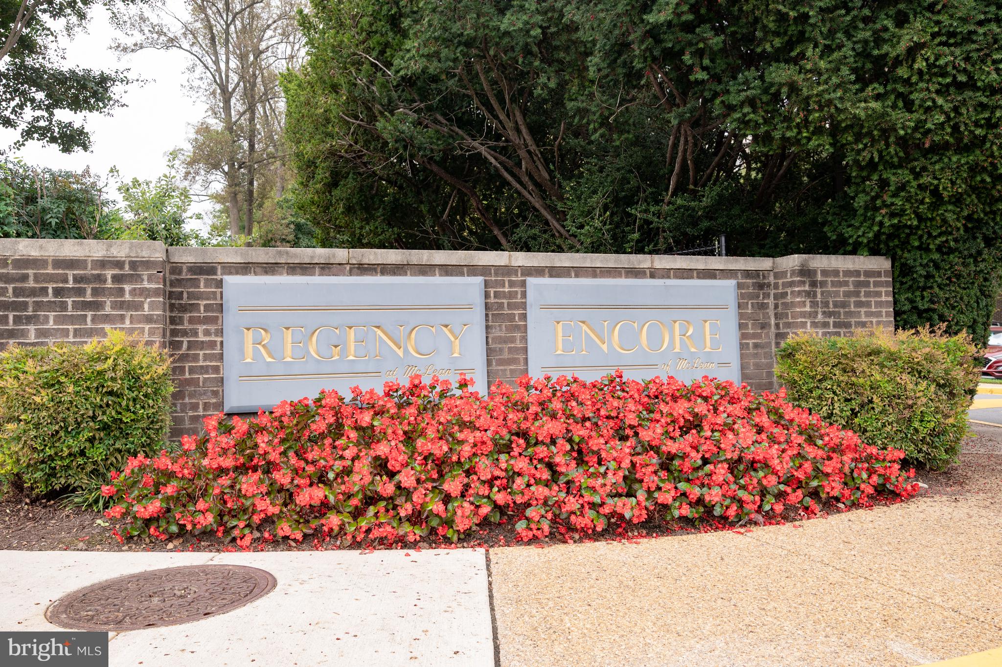 ENCORE OF MCLEAN - Residential