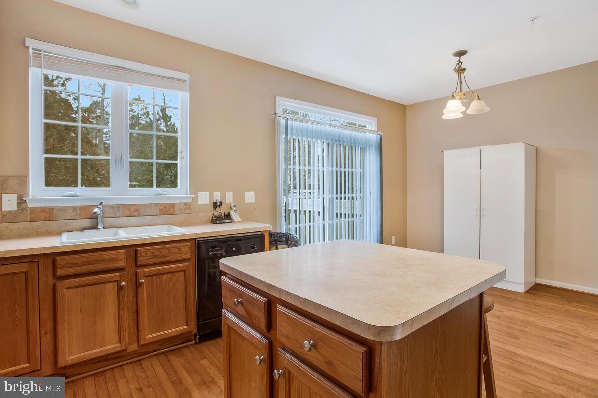 DAHLIA PARK OF WILDEWOOD - Residential