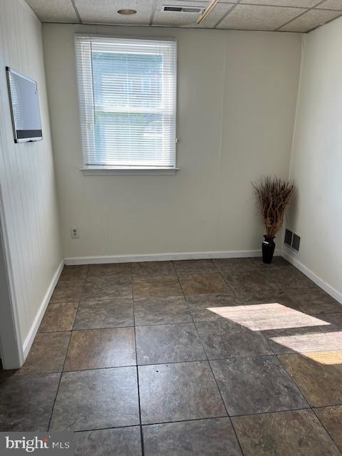 LAFAYETTE HILL - Commercial Lease