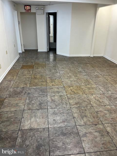 LAFAYETTE HILL - Commercial Lease