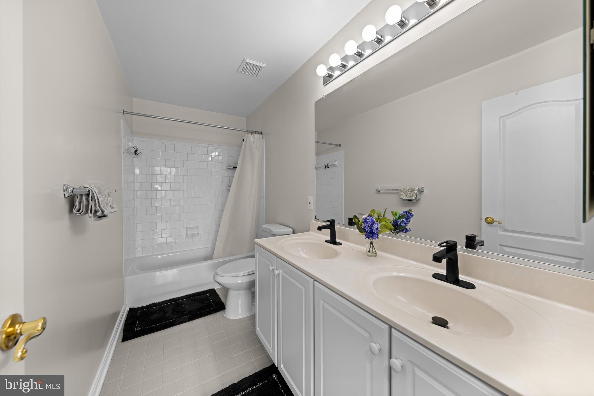 SAMHILL ESTATES - Residential