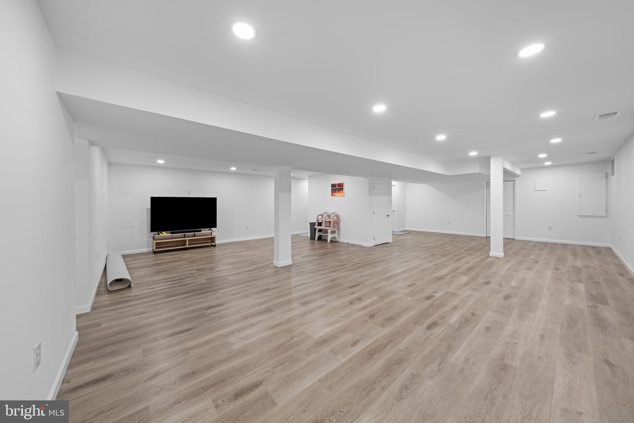 SAMHILL ESTATES - Residential