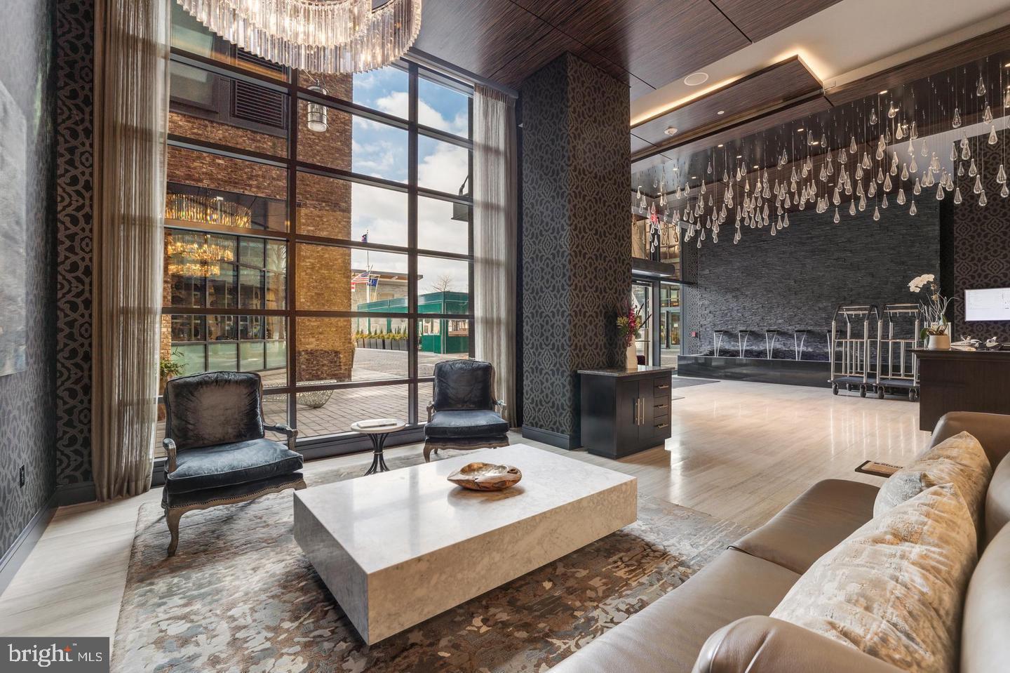 45 SUTTON SQUARE SW 607