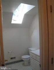 ROSEMONT PARK - Residential Lease