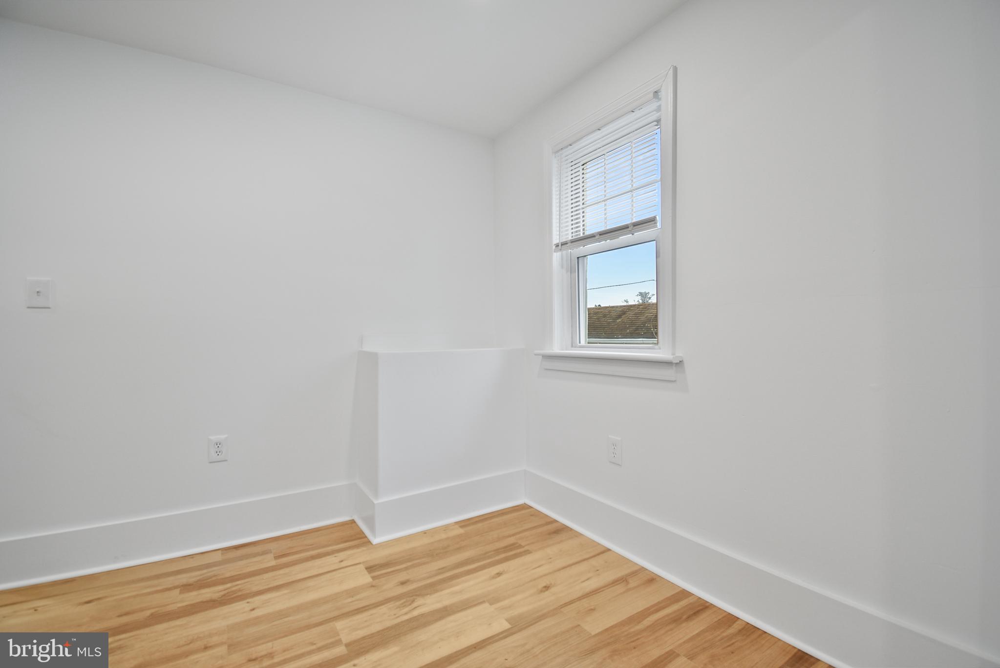 PAOLI MANOR - Residential Lease