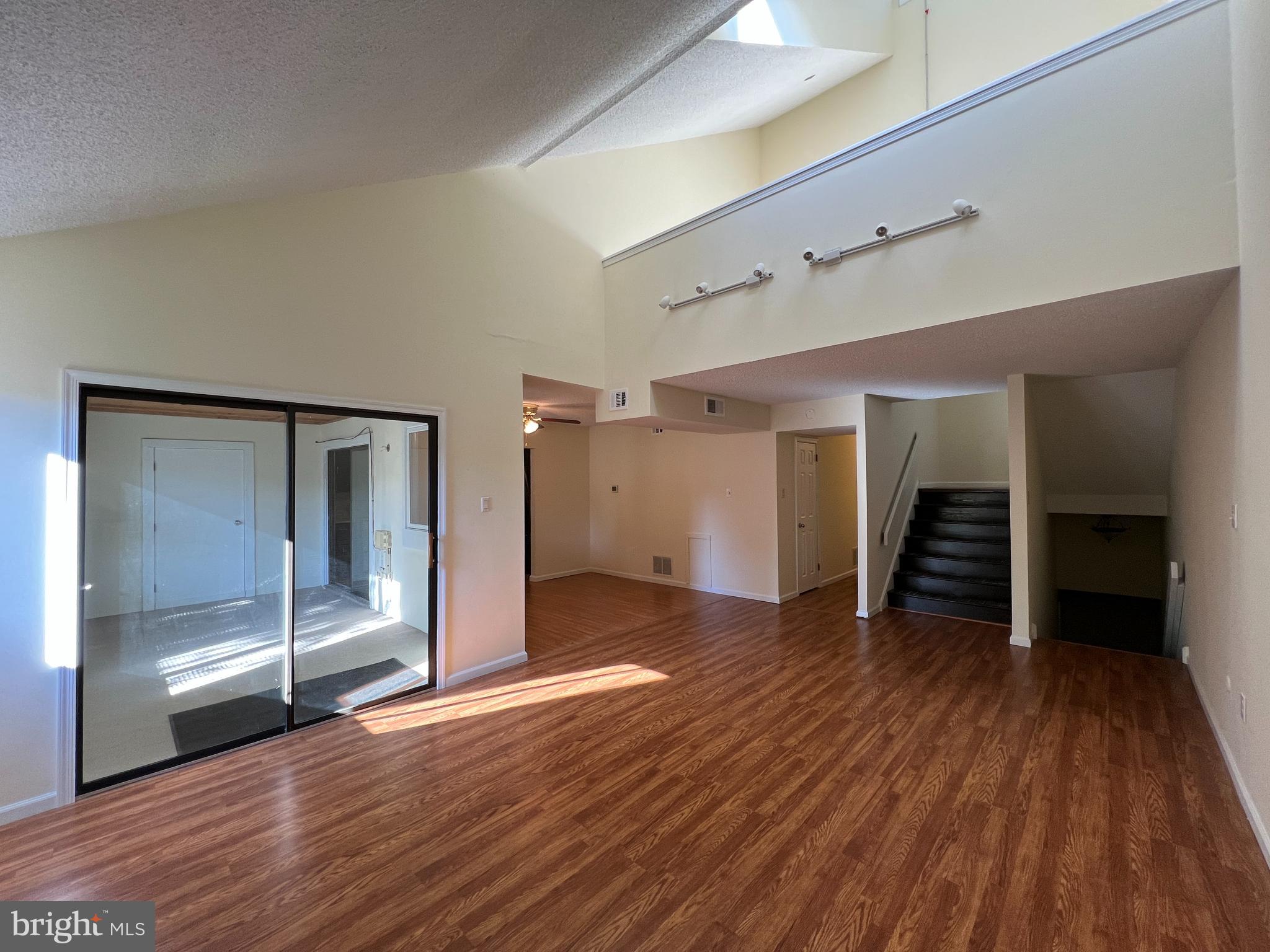 142 HARVEST LANE 214