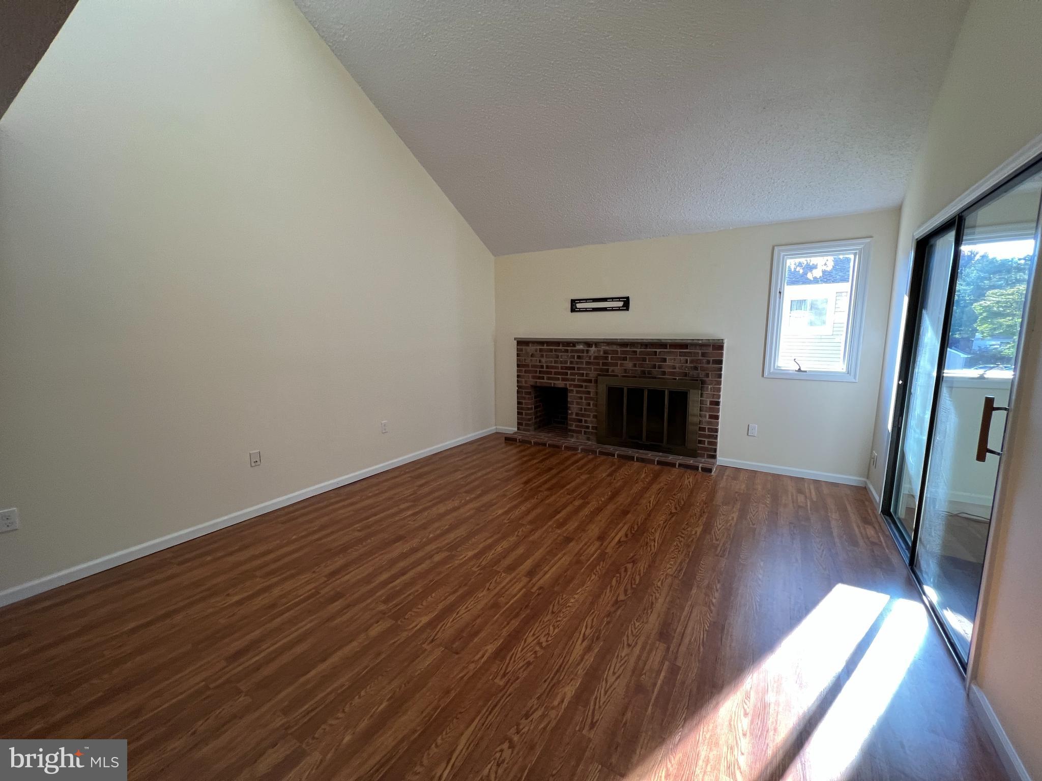 142 HARVEST LANE 214