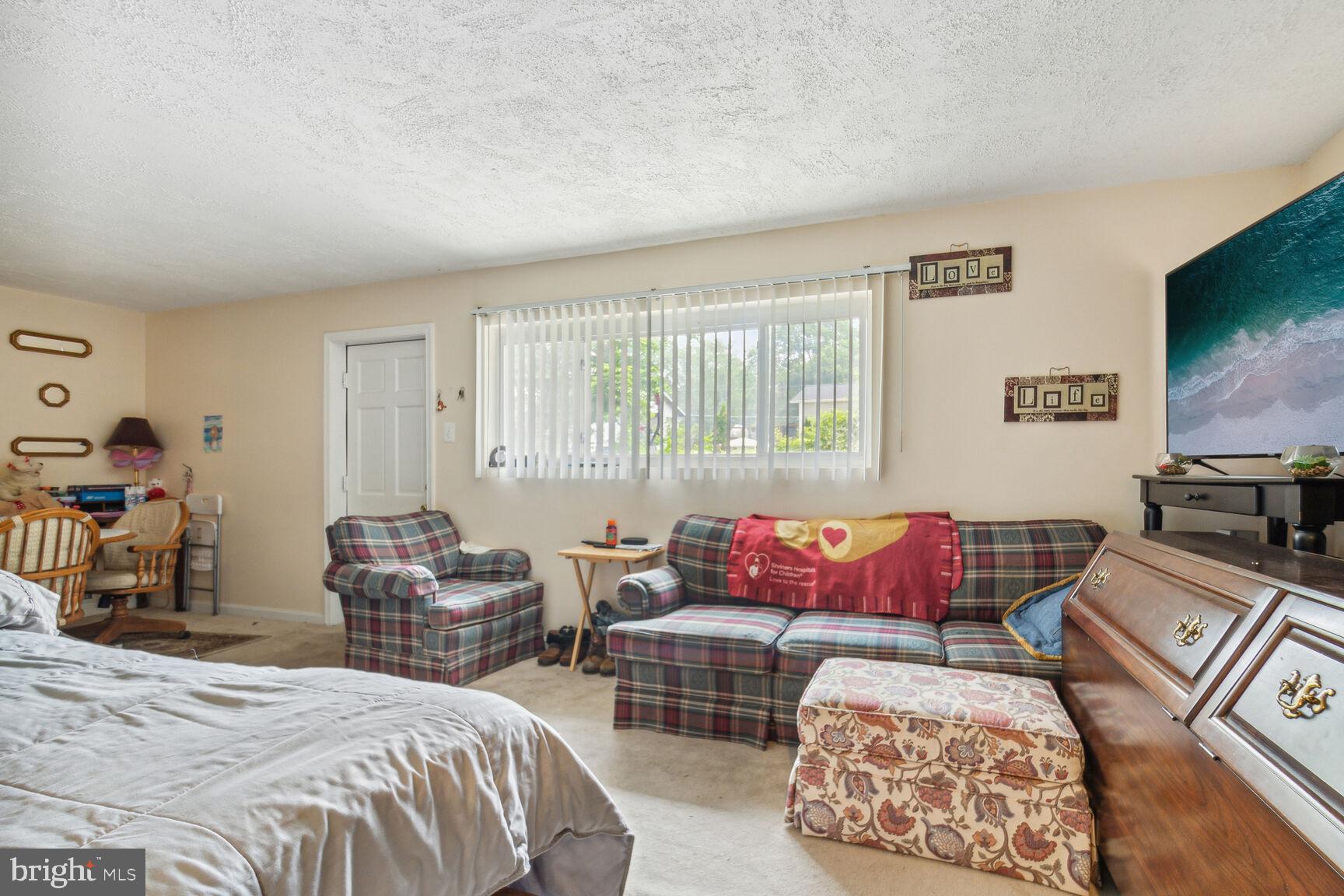 RAVENSWORTH - Residential