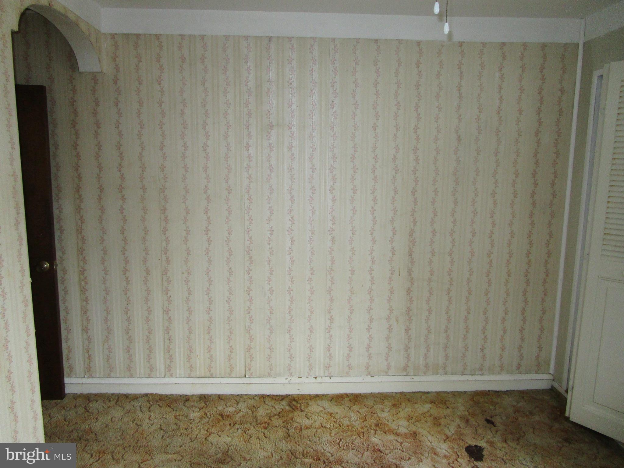 OXFORD CIRCLE - Residential