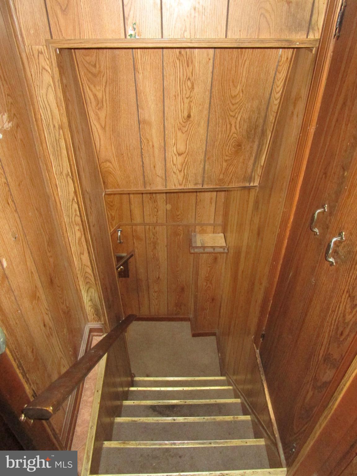 OXFORD CIRCLE - Residential