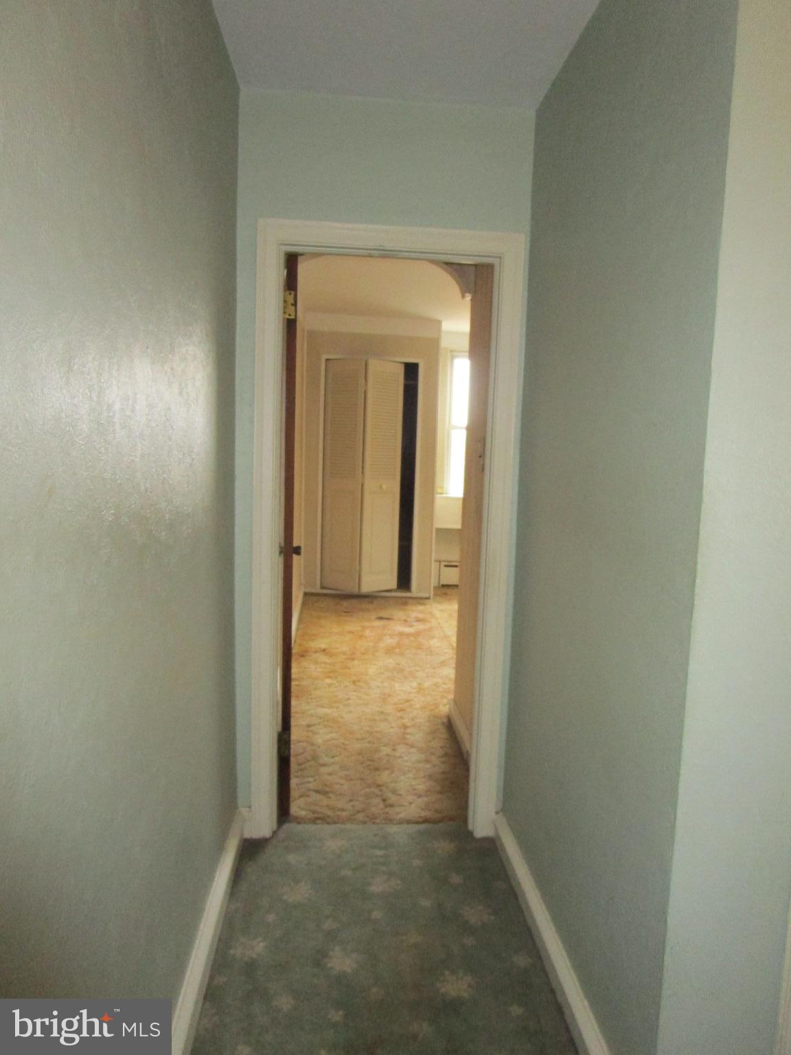 OXFORD CIRCLE - Residential