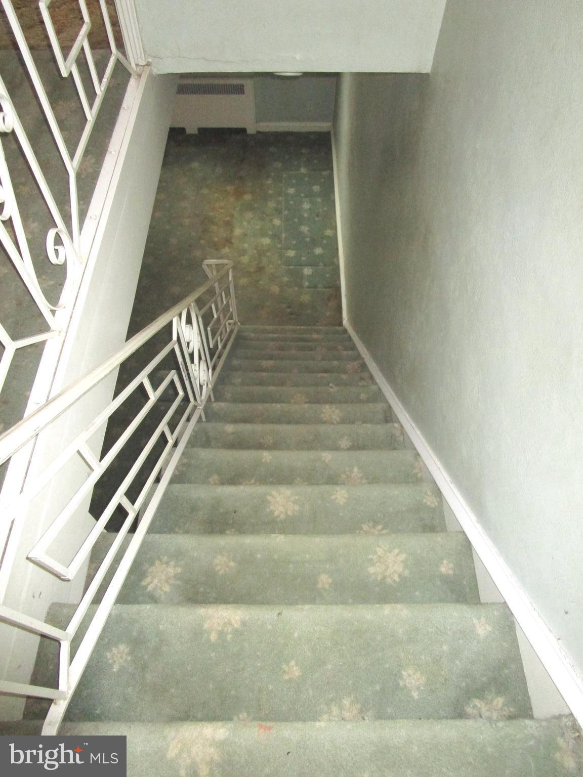 OXFORD CIRCLE - Residential