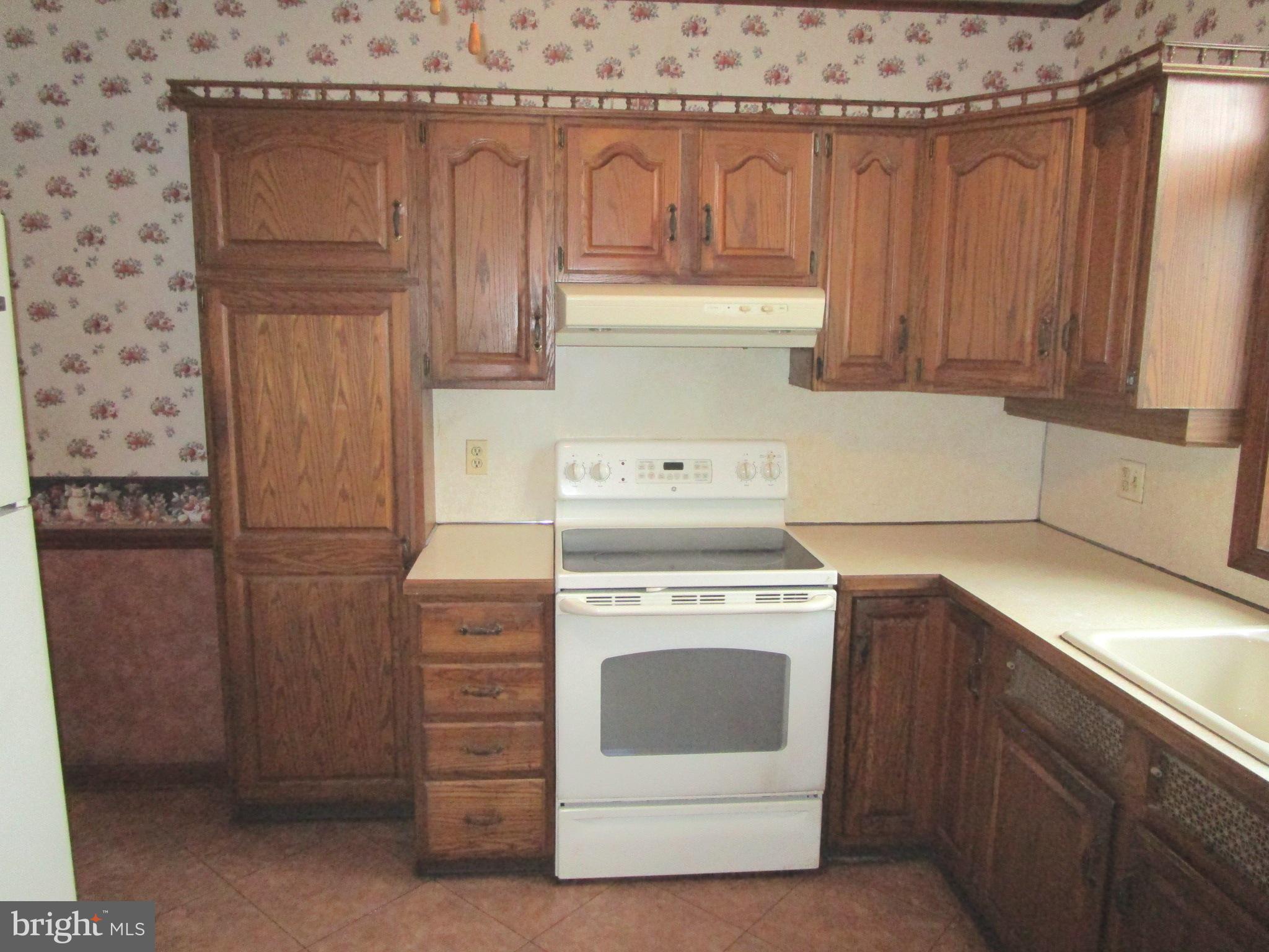 OXFORD CIRCLE - Residential