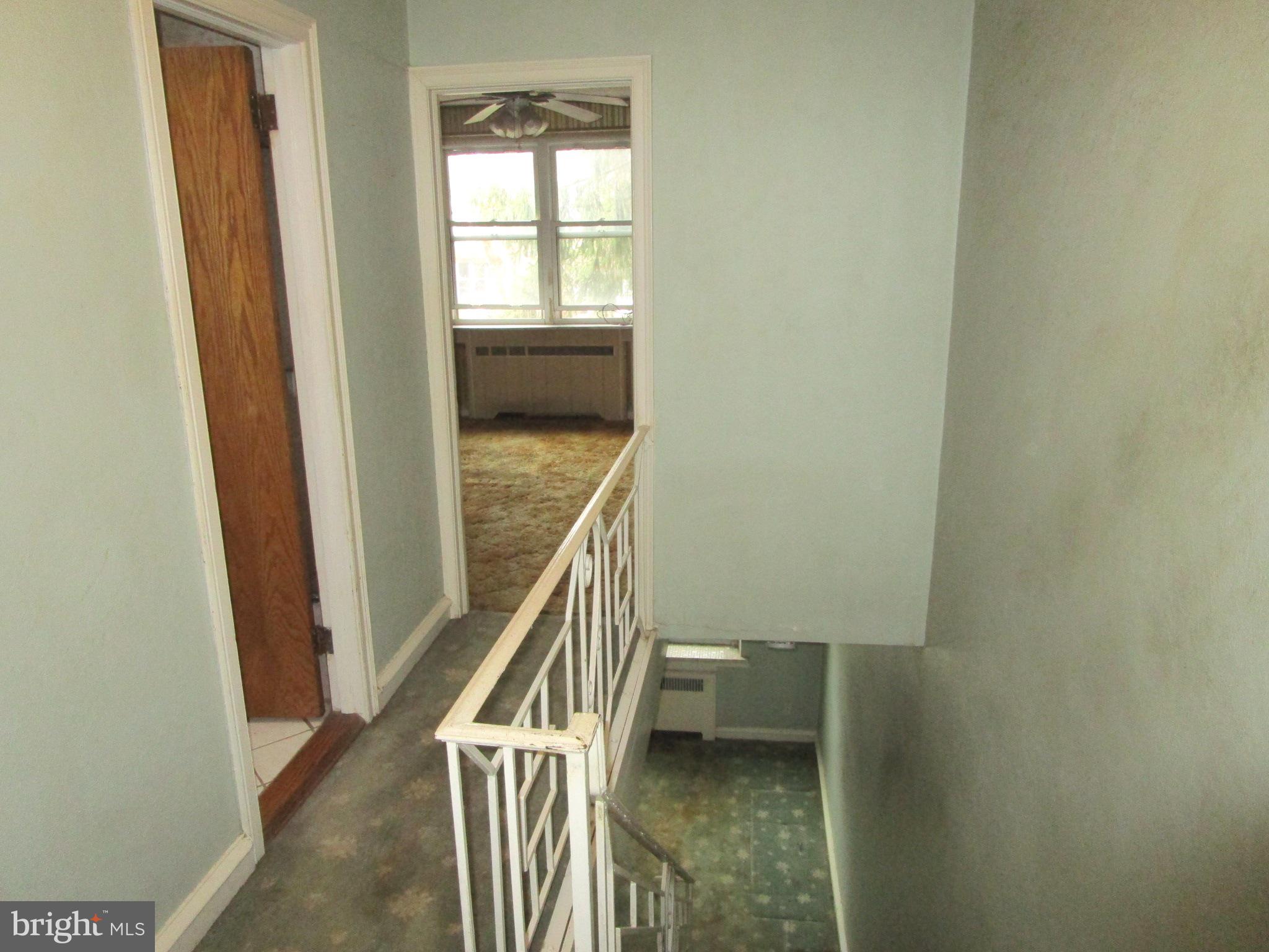 OXFORD CIRCLE - Residential