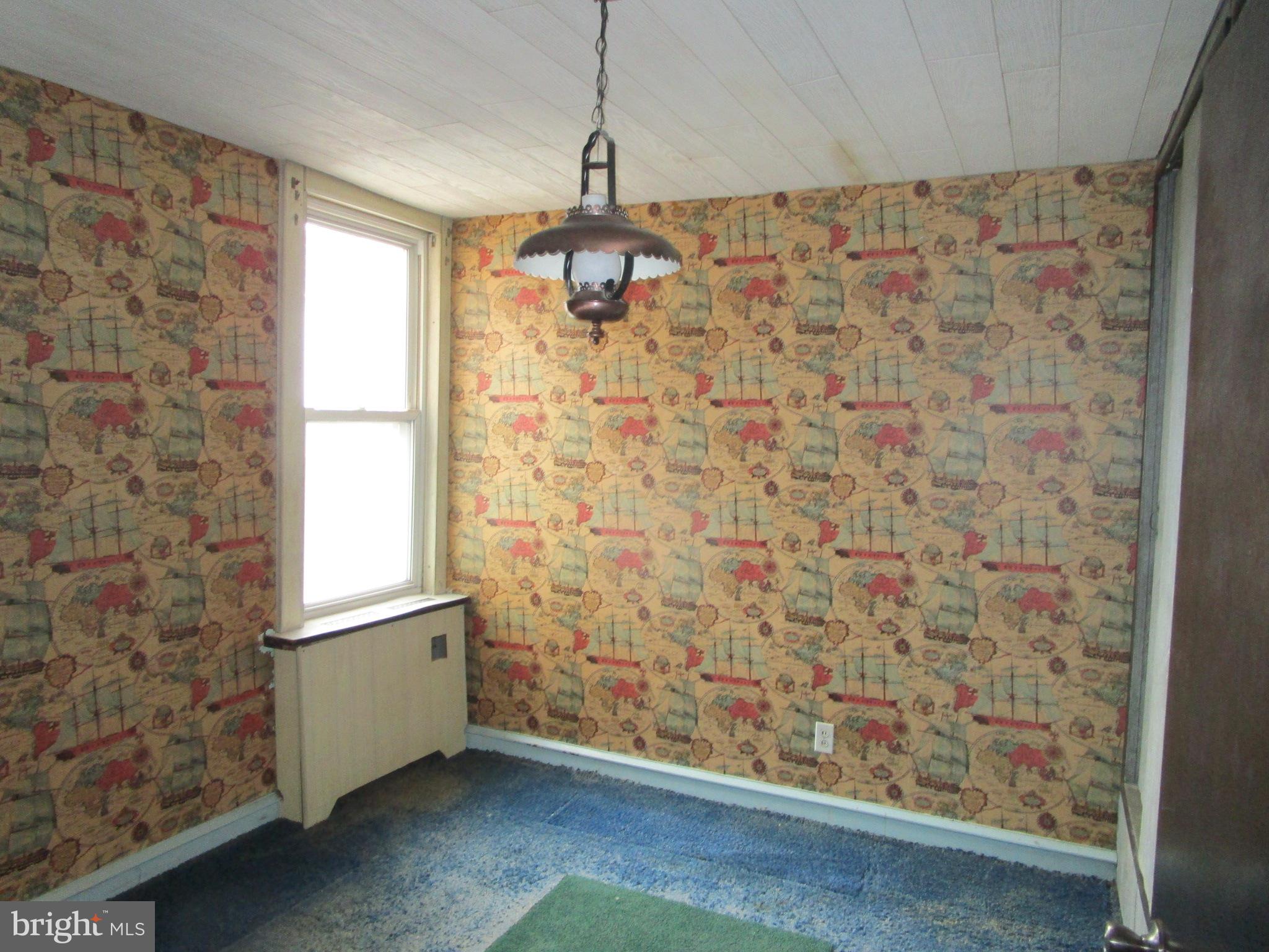 OXFORD CIRCLE - Residential