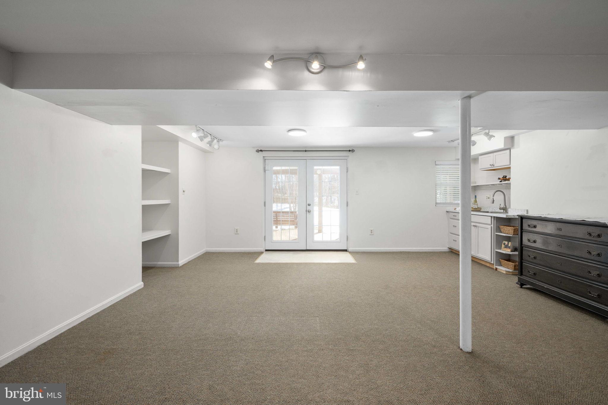 LEESBURG COUNTRY CLUB - Residential