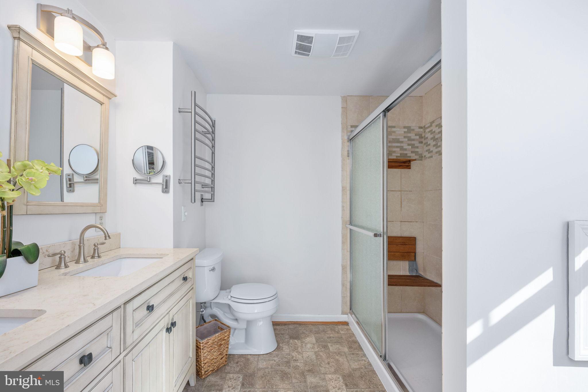 LEESBURG COUNTRY CLUB - Residential