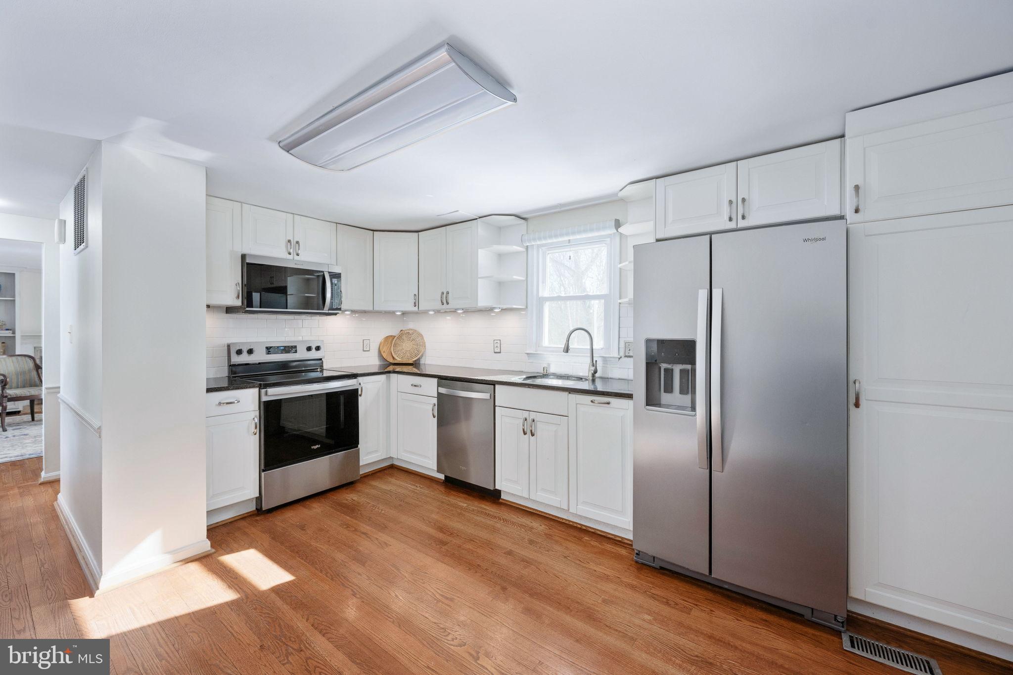 LEESBURG COUNTRY CLUB - Residential