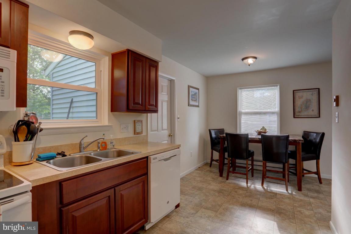 GEORGETOWN HILLS - Residential